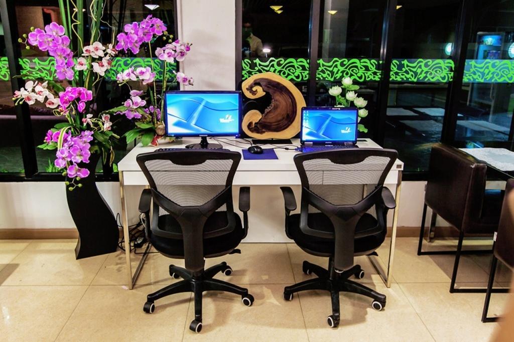 D Day Suite Bangkok Eksteriør bilde