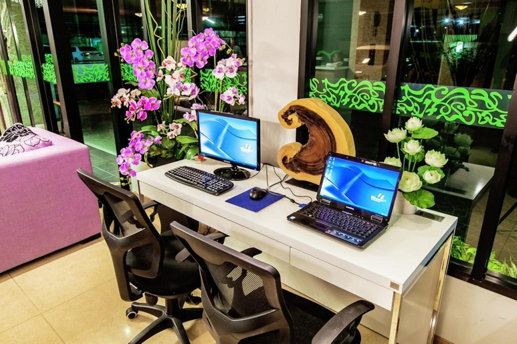 D Day Suite Bangkok Eksteriør bilde
